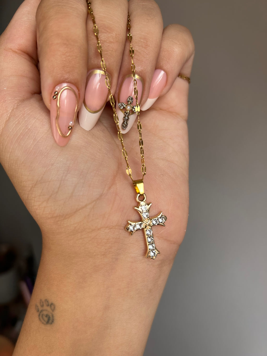 Collar Artesanía Cruz Chapado en oro 18K