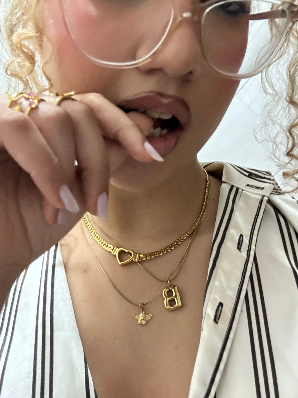 Collar de letras “Balloon”