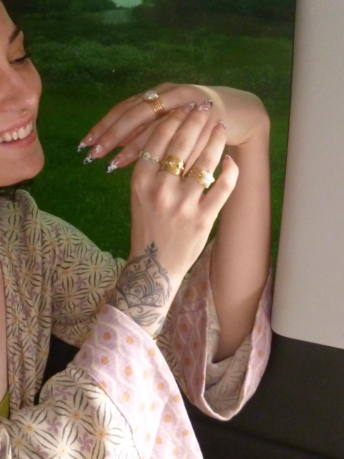 Anillo Las Flores del Pólen Dorado